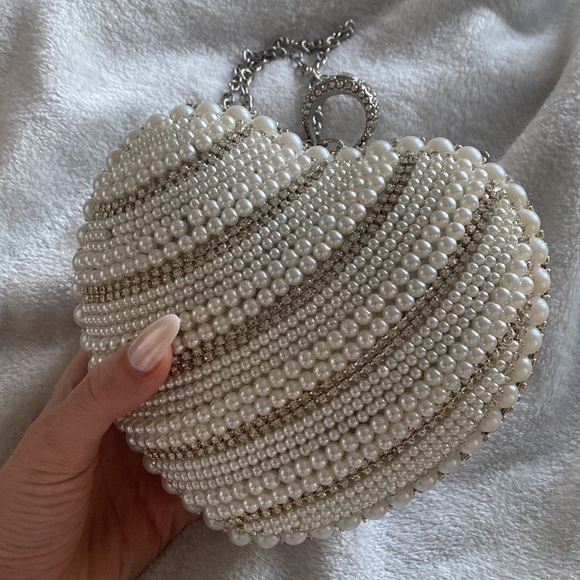 ALESSIA PEARL AND STONE BRIDAL CLUTCH PURSE - Picture 2 of 8